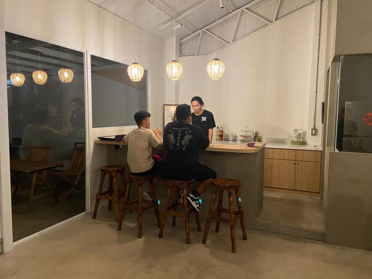 东港镇 帆船会馆酒店 外观 照片